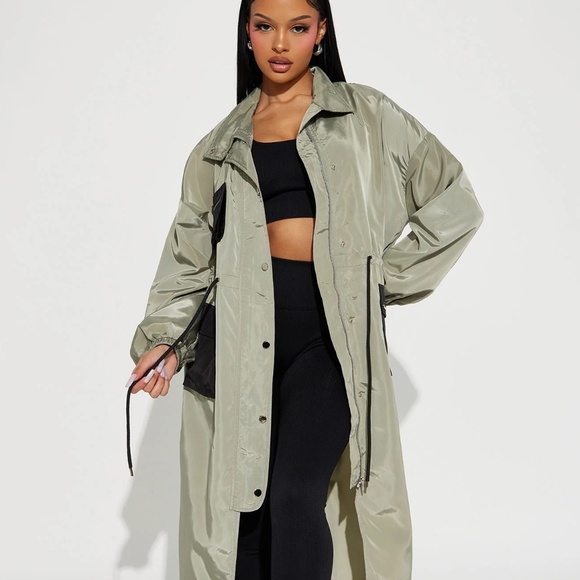 Fashion Nova Jackets & Blazers - Fashion Nova Olive Colorblock Windbreaker Size 3X